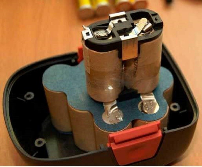 Как отремонтировать аккумулятор для шуруповерта в домашних условиях